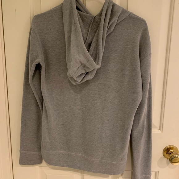 Hollister Hoodie - Picture 2 of 3